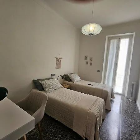 Bellissimo Quadrilocale Centro A 20 Metri Dalle Spiagge Apartament