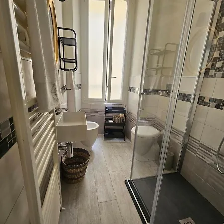Bellissimo Quadrilocale Centro A 20 Metri Dalle Spiagge Apartament *