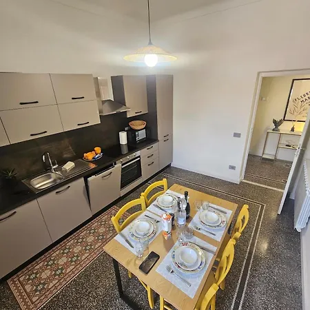 Apartament Bellissimo Quadrilocale Centro A 20 Metri Dalle Spiagge