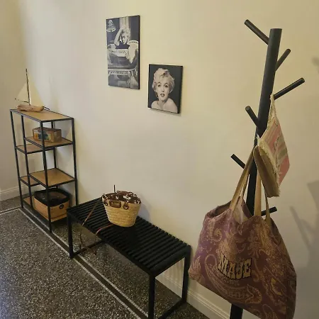 Bellissimo Quadrilocale Centro A 20 Metri Dalle Spiagge Apartament