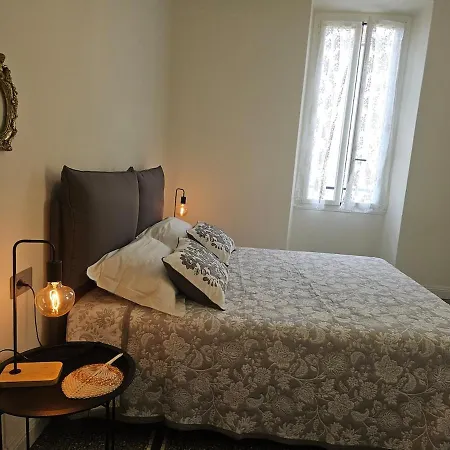 Bellissimo Quadrilocale Centro A 20 Metri Dalle Spiagge Apartament
